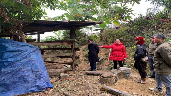 KIỂM TRA CÔNG TÁC PHÒNG, CHỐNG ĐÓI RÉT CHO ĐÀN VẬT NUÔI