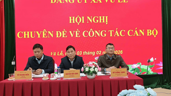 HỘI NGHỊ CHUYÊN ĐỀ CÔNG TÁC CÁN BỘ ĐẢNG UỶ XÃ VŨ LỄ